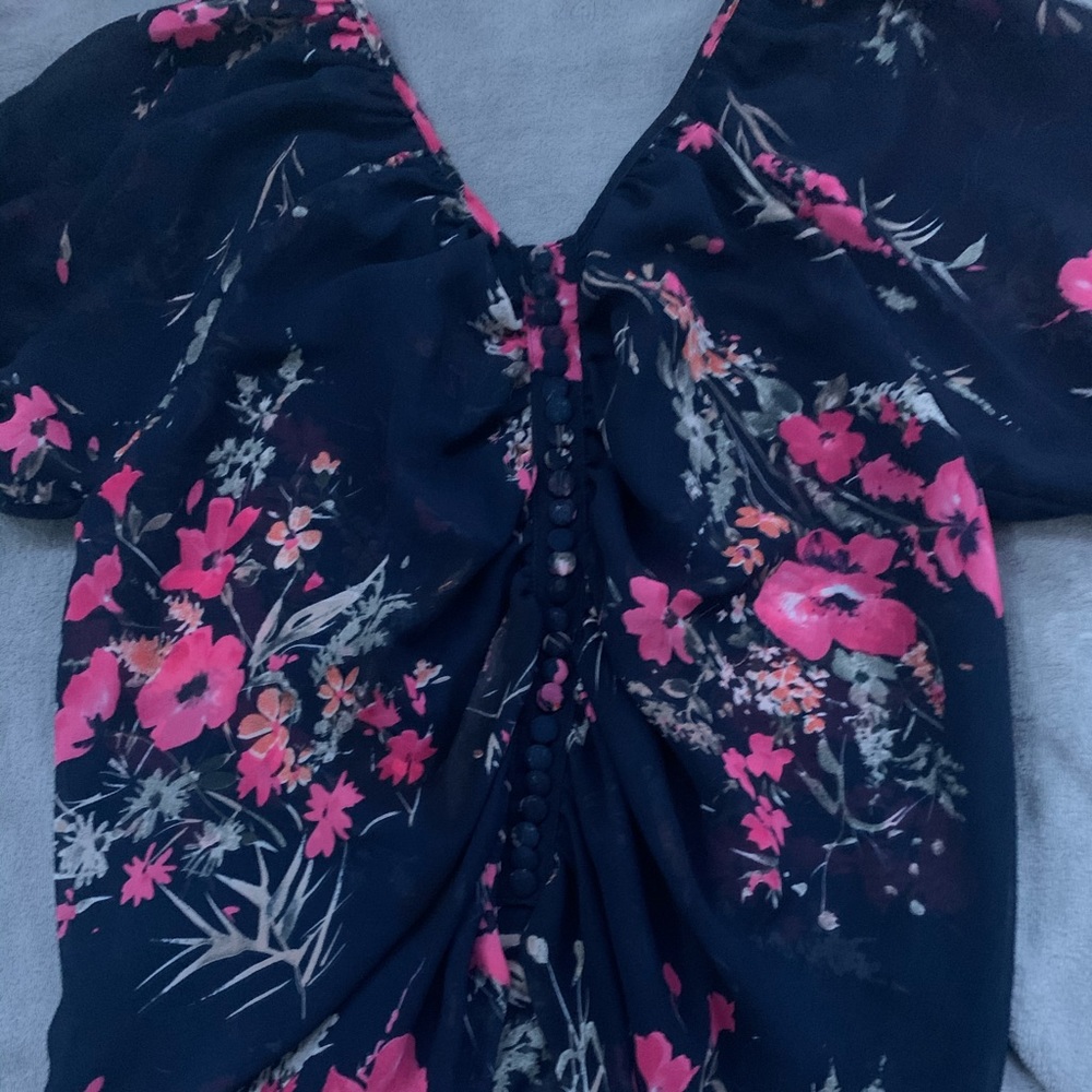 Flower pattern shirt